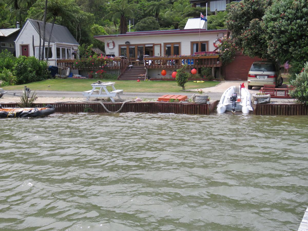 Waterfront Bed And Breakfast Picton Eksteriør billede